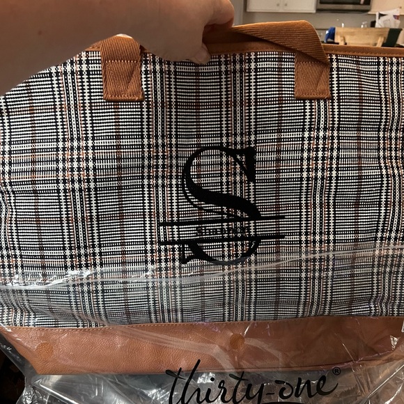 Thirty One Take Along Weekender in Plaid About You Weave BNIP! Has Monogram! - Picture 5 of 13
